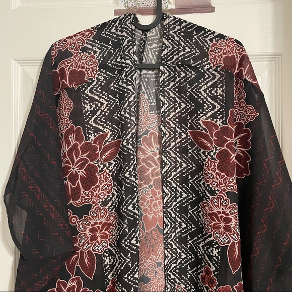 🆕 NWT MIRACLESUIT MENDHIKA BEACH WRAP - Picture 11 of 12